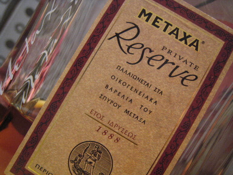 Jak se pije Metaxa